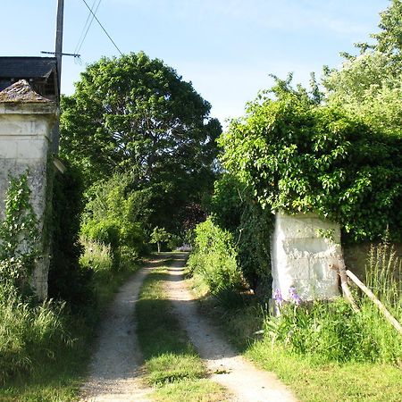 Bed and Breakfast La Mesnagerie Jarze Экстерьер фото
